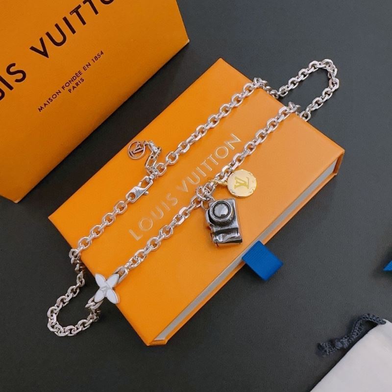 Louis Vuitton Necklaces